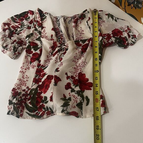 Reformation Delevan top in Red Floral Size 2 Milkmaid Cottage Prairie Chic Party - Picture 6 of 6